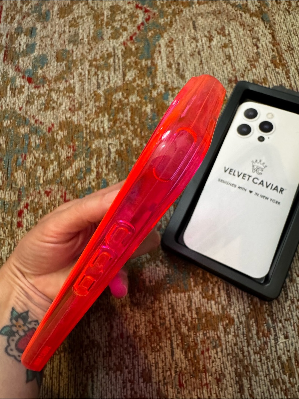 Velvet Caviar neon pink iPhone 15 pro max MagSafe protective case - Picture 5 of 8
